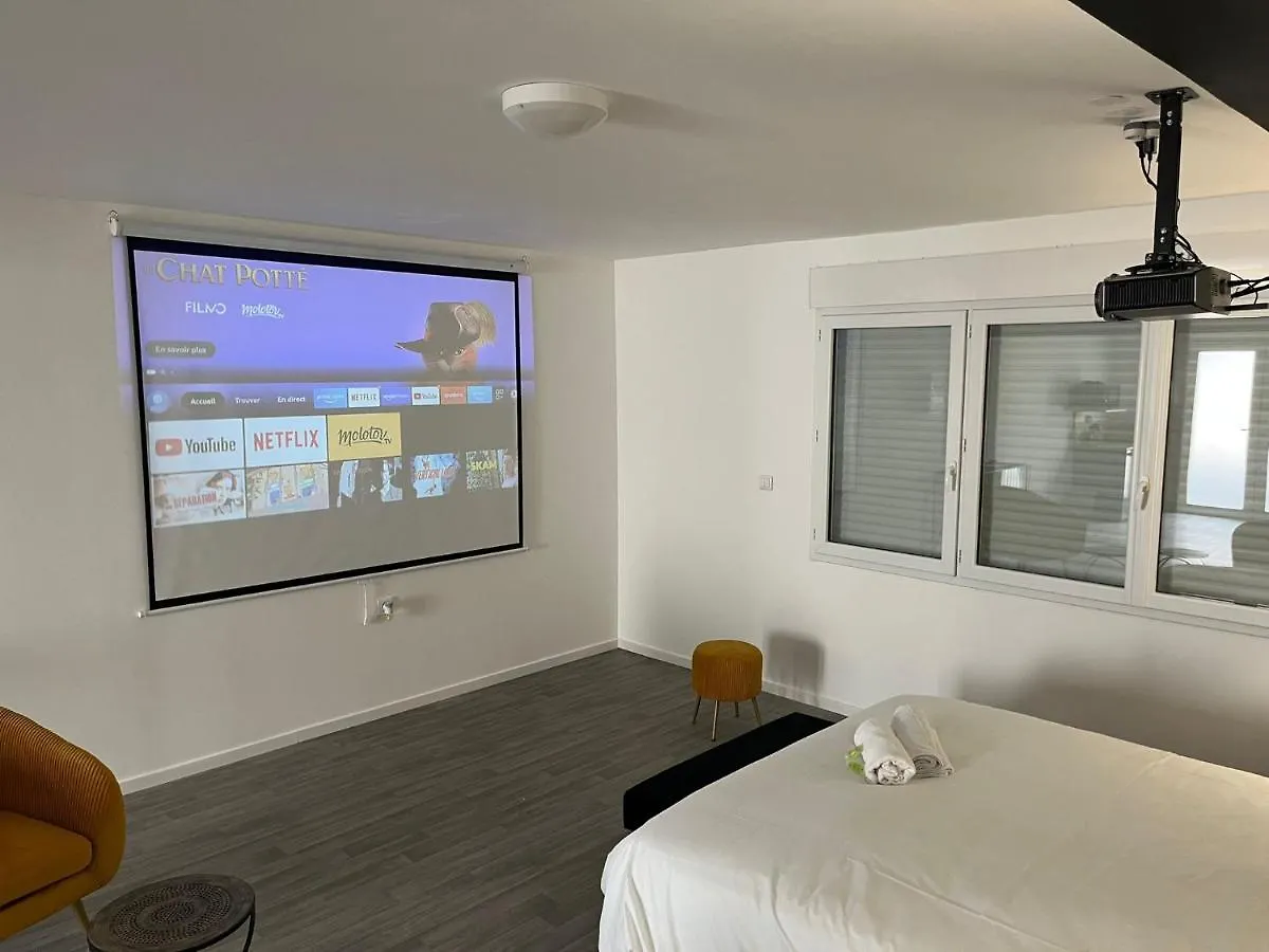 公寓 Ng Suitehome - Queven - Balneo - Netflix - Wifi