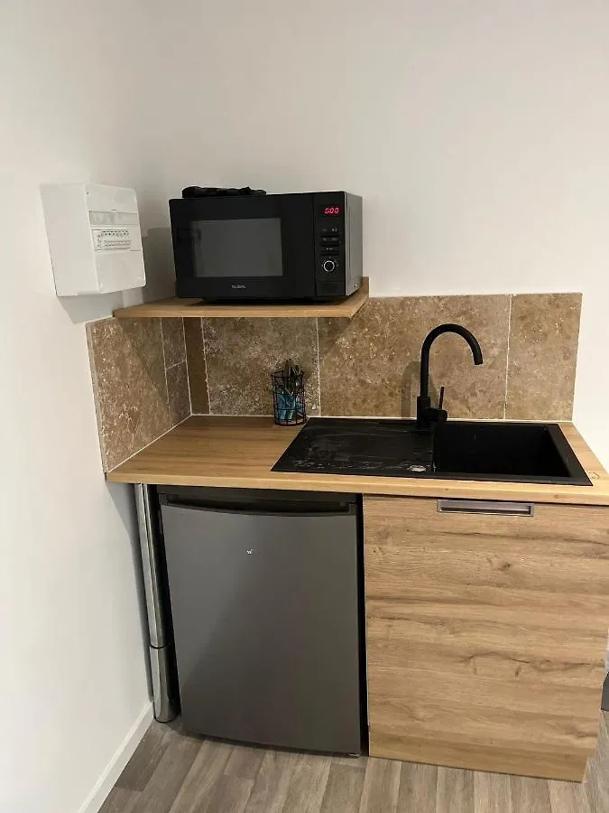 Ng Suitehome - Queven - Balneo - Netflix - Wifi 0*,  法国